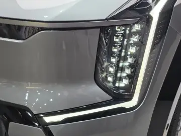 2024 Kia EV9 с пробегом 36 697 км
