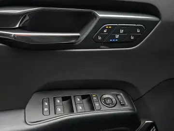 2024 Kia EV9 с пробегом 36 697 км