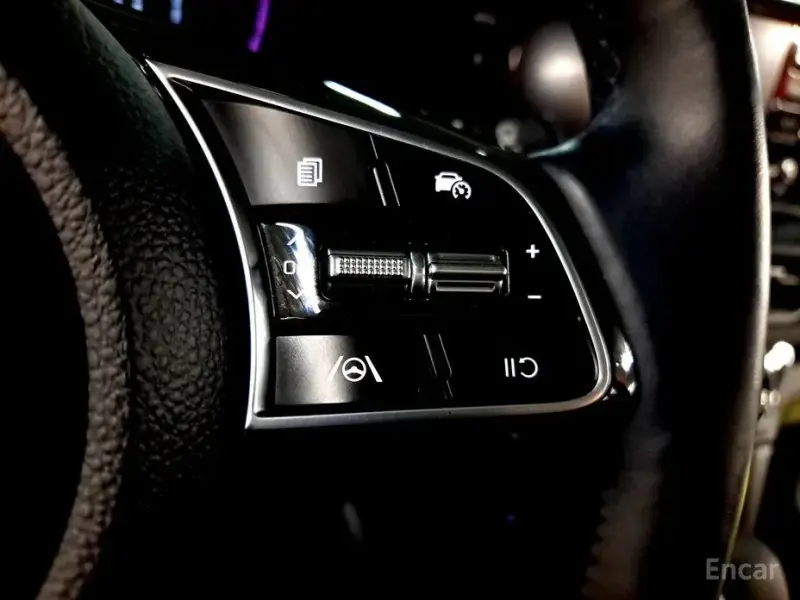 2023 Kia Seltos с пробегом 14 197 км