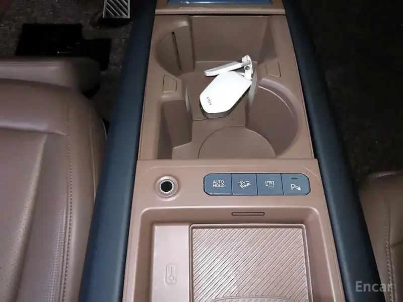 2023 Kia EV9 с пробегом 45 100 км
