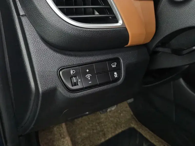2025 Kia Seltos с пробегом 7 827 км
