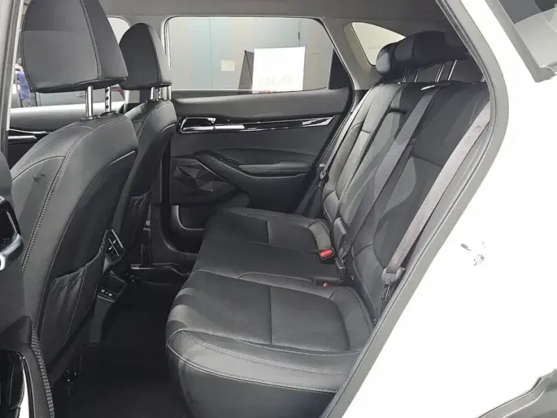 2024 Kia Seltos с пробегом 67 023 км