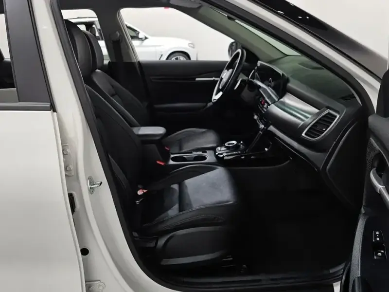 2024 Kia Seltos с пробегом 48 079 км