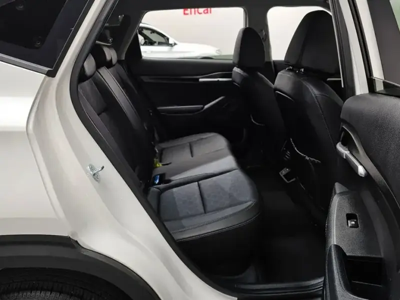 2024 Kia Seltos с пробегом 48 079 км