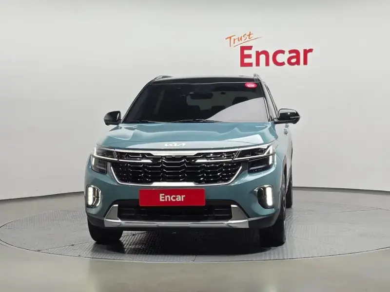 2024 Kia Seltos с пробегом 33 522 км
