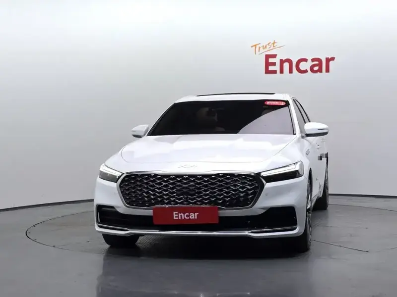 2022 Kia K9 с пробегом 84 392 км