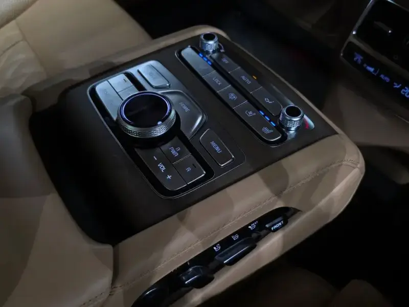 2023 Kia K9 с пробегом 47 366 км