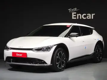 2024 Kia EV6 с пробегом 28 876 км