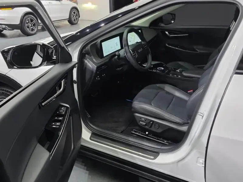 2024 Kia EV6 с пробегом 28 876 км
