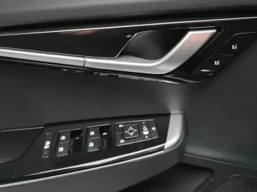 2024 Kia EV6 с пробегом 28 876 км