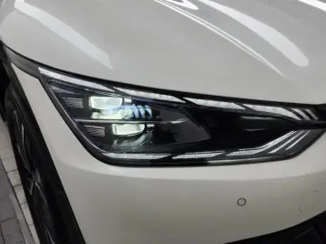 2024 Kia EV6 с пробегом 79 805 км