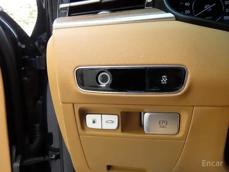 2022 Kia K9 с пробегом 75 670 км
