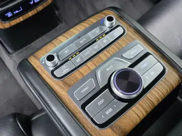 2022 Kia K9 с пробегом 75 599 км