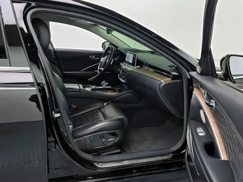 2021 Kia K9 с пробегом 36 592 км
