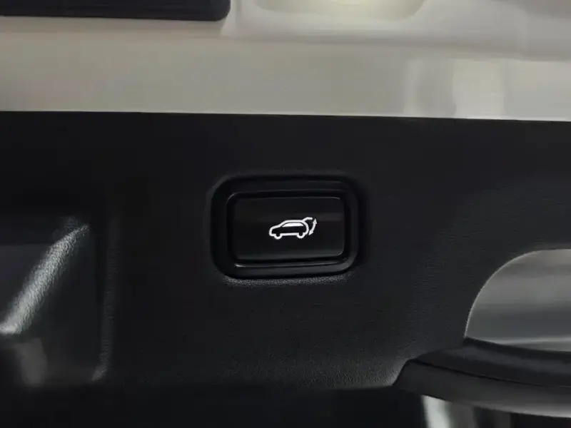 2024 Kia EV6 с пробегом 66 083 км