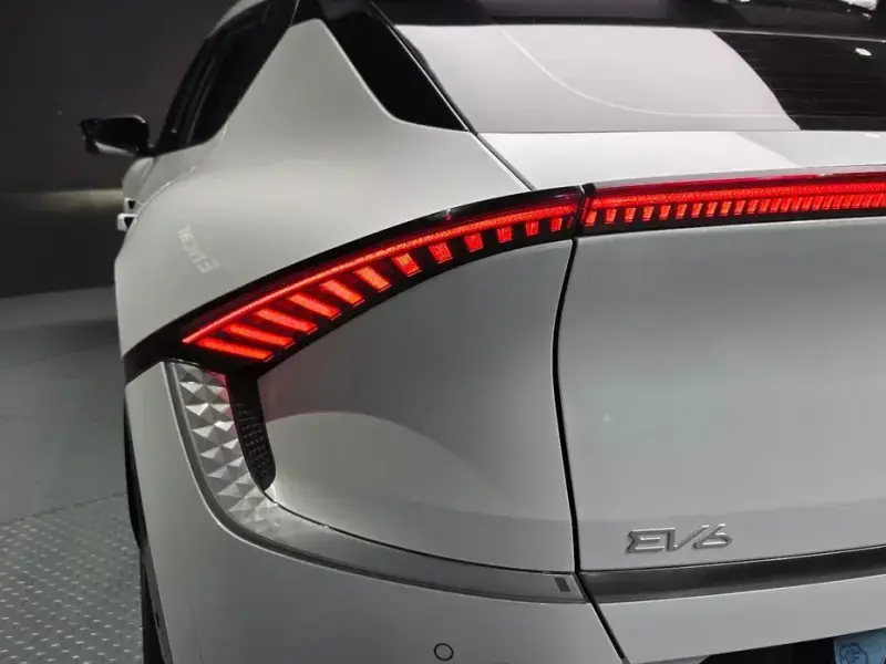 2024 Kia EV6 с пробегом 66 083 км