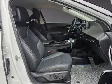 2024 Kia EV6 с пробегом 66 083 км