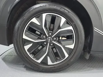 2023 Kia EV6 с пробегом 35 989 км