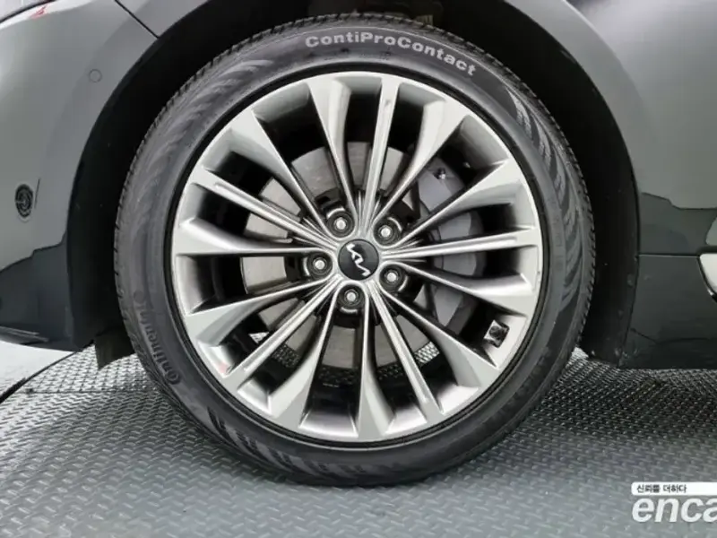 2022 Kia K9 с пробегом 25 908 км