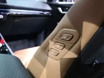 2023 Kia EV6 с пробегом 53 183 км