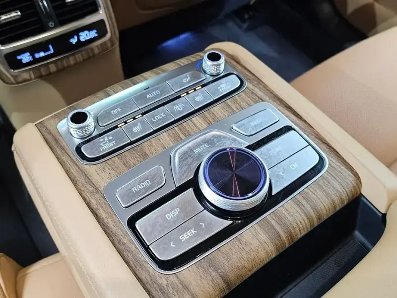 2022 Kia K9 с пробегом 64 017 км