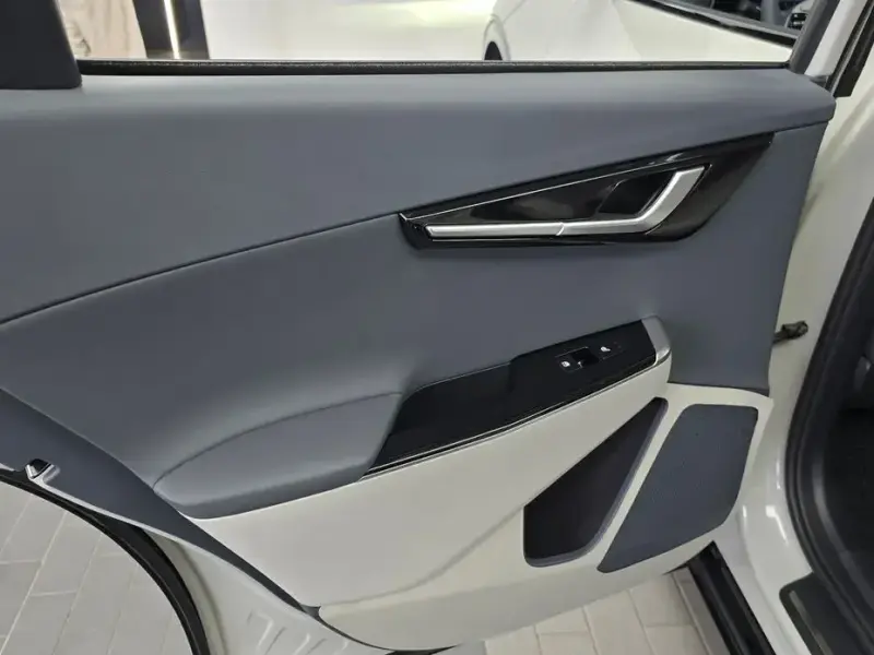 2022 Kia EV6 с пробегом 73 178 км