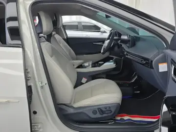2022 Kia EV6 с пробегом 73 178 км