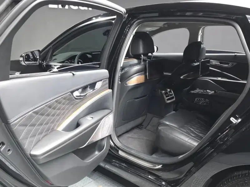 2023 Kia K9 с пробегом 20 176 км