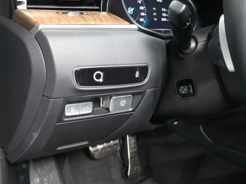 2023 Kia K9 с пробегом 20 176 км