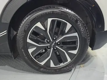 2024 Kia EV6 с пробегом 39 483 км