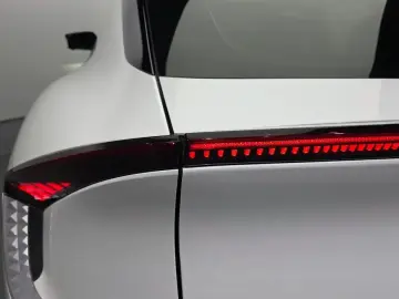 2024 Kia EV6 с пробегом 39 483 км