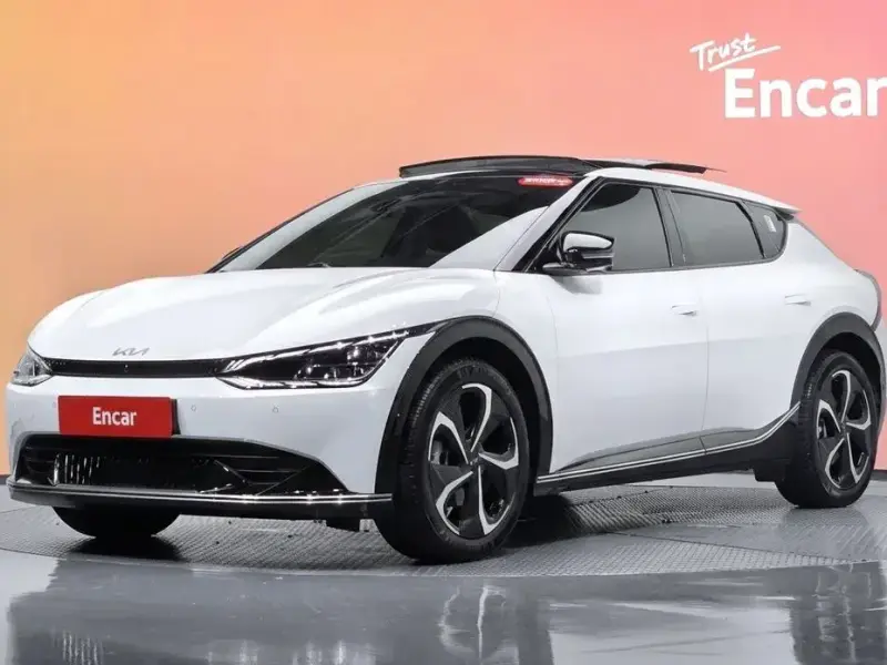 2022 Kia EV6 с пробегом 57 463 км