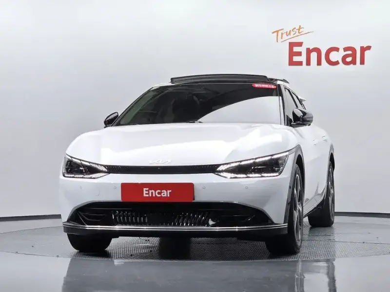 2022 Kia EV6 с пробегом 57 463 км