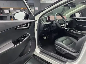 2022 Kia EV6 с пробегом 57 463 км