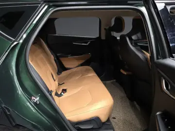 2022 Kia EV6 с пробегом 48 230 км