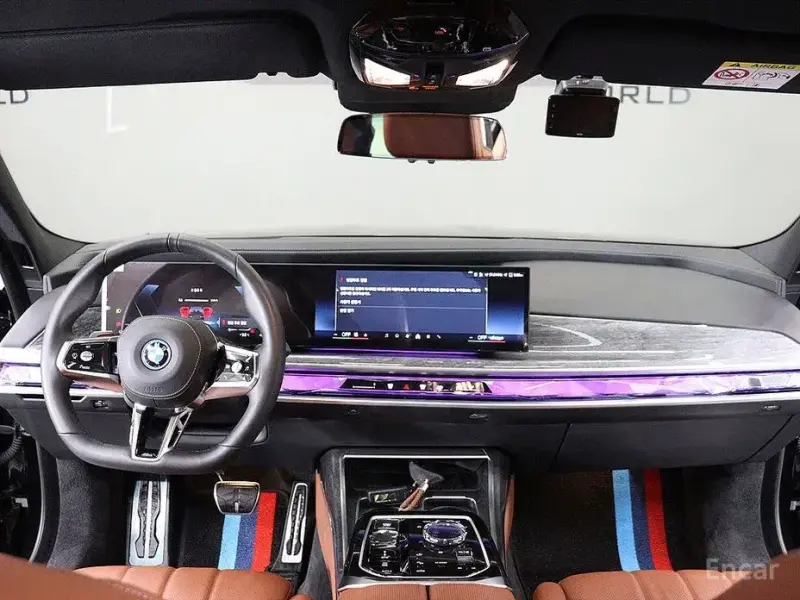 2023 BMW i7 с пробегом 24 577 км
