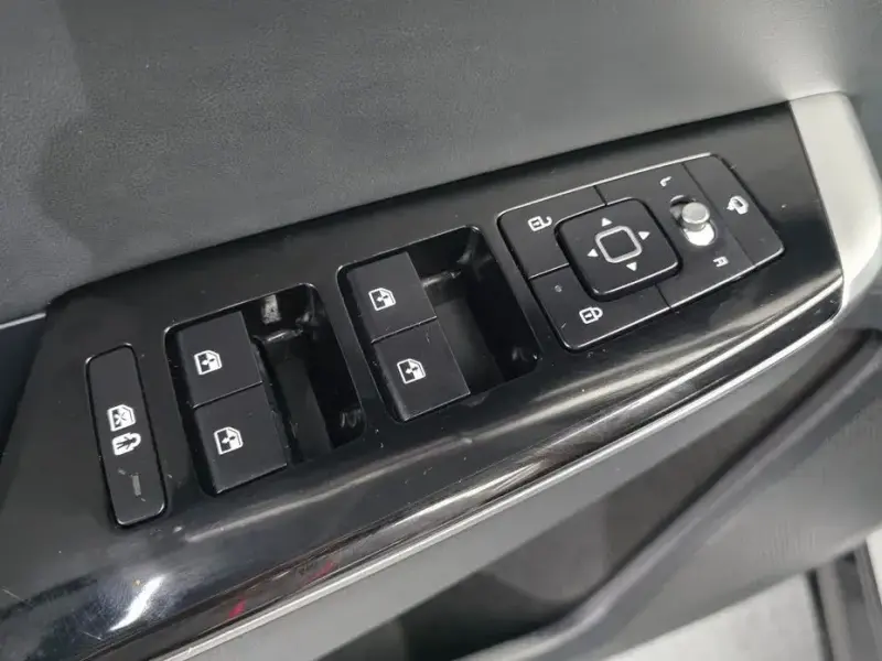 2024 Kia EV6 с пробегом 36 492 км