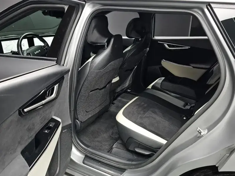 2022 Kia EV6 с пробегом 91 864 км