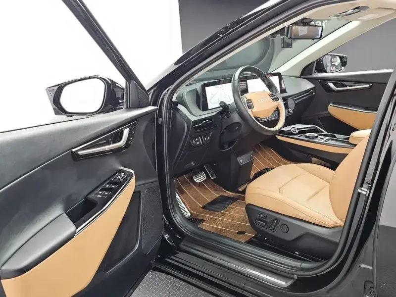 2023 Kia EV6 с пробегом 75 028 км