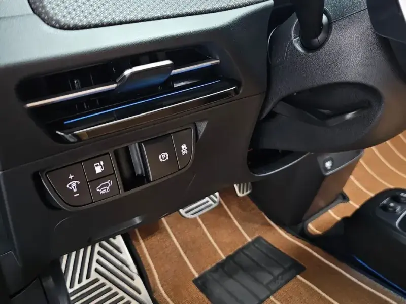 2023 Kia EV6 с пробегом 75 028 км