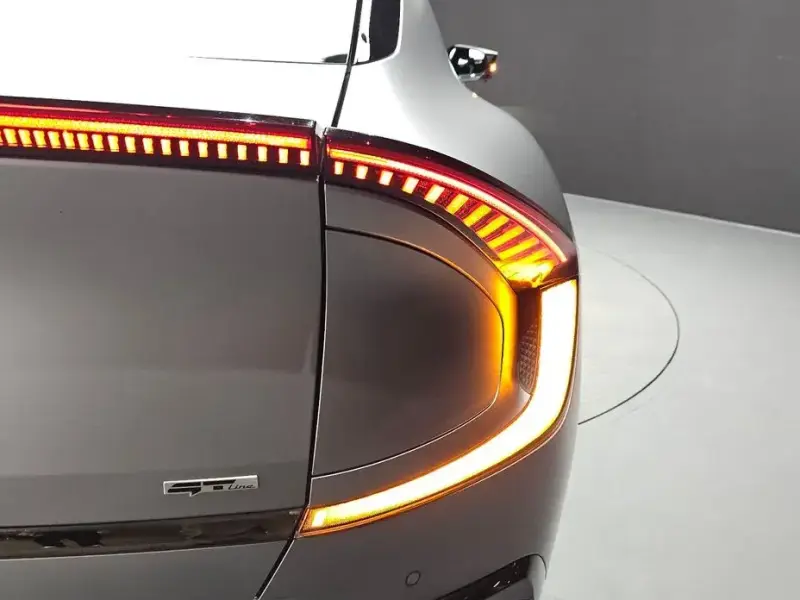 2022 Kia EV6 с пробегом 91 864 км