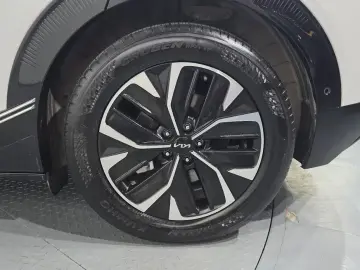 2024 Kia EV6 с пробегом 38 659 км