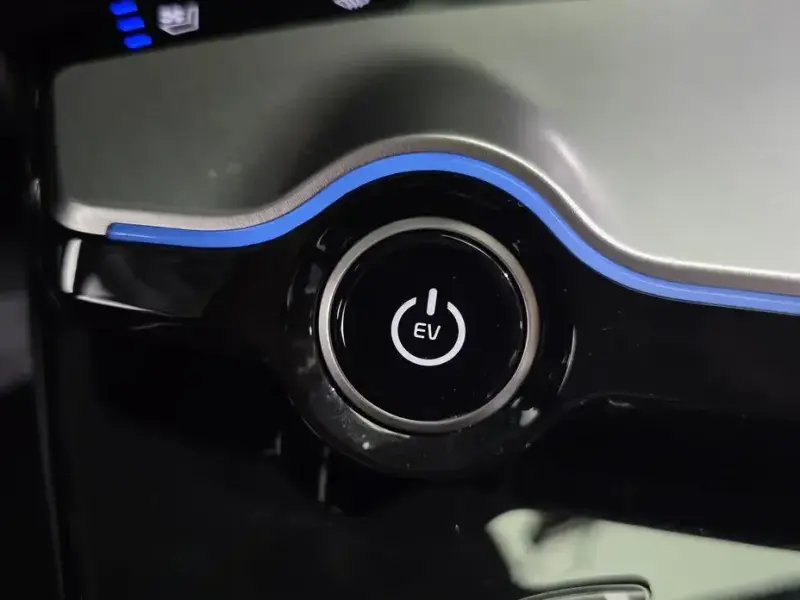 2024 Kia EV6 с пробегом 38 659 км