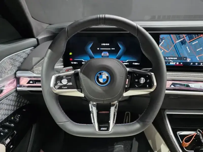 2024 BMW i7 с пробегом 16 228 км