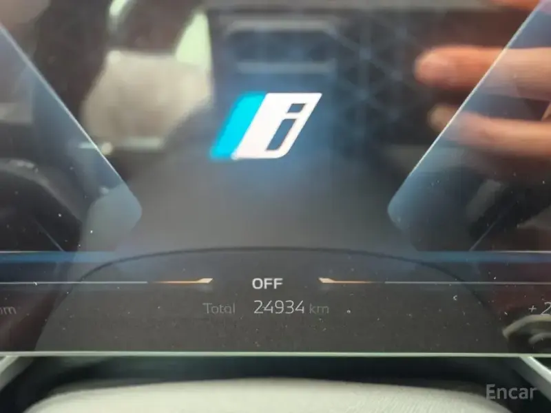 2024 BMW i7 с пробегом 24 934 км
