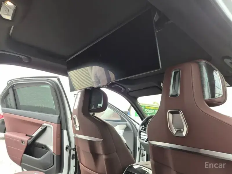 2024 BMW i7 с пробегом 24 934 км