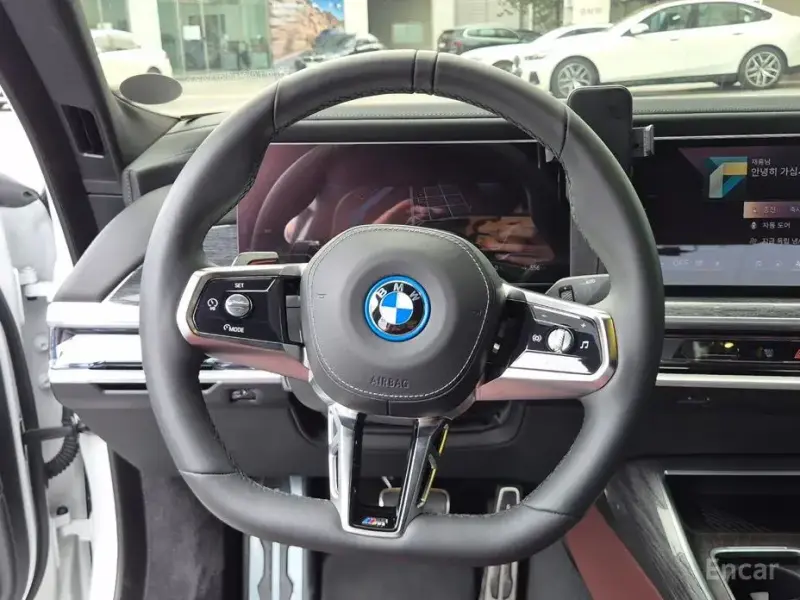 2024 BMW i7 с пробегом 24 934 км