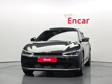 2023 Kia EV6 с пробегом 33 127 км