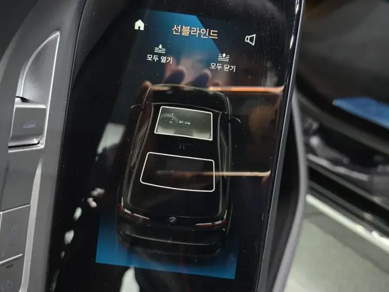 2025 BMW i7 с пробегом 13 842 км