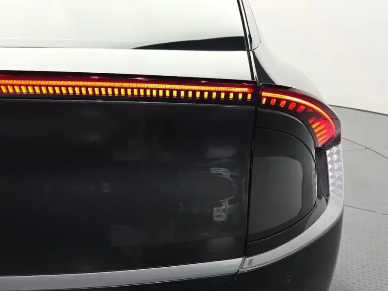 2023 Kia EV6 с пробегом 33 127 км